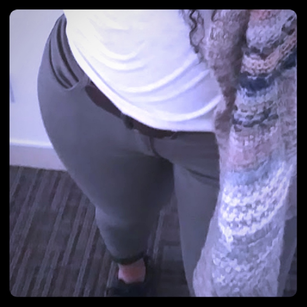 Hybrid Butt lifting Jeans size 11